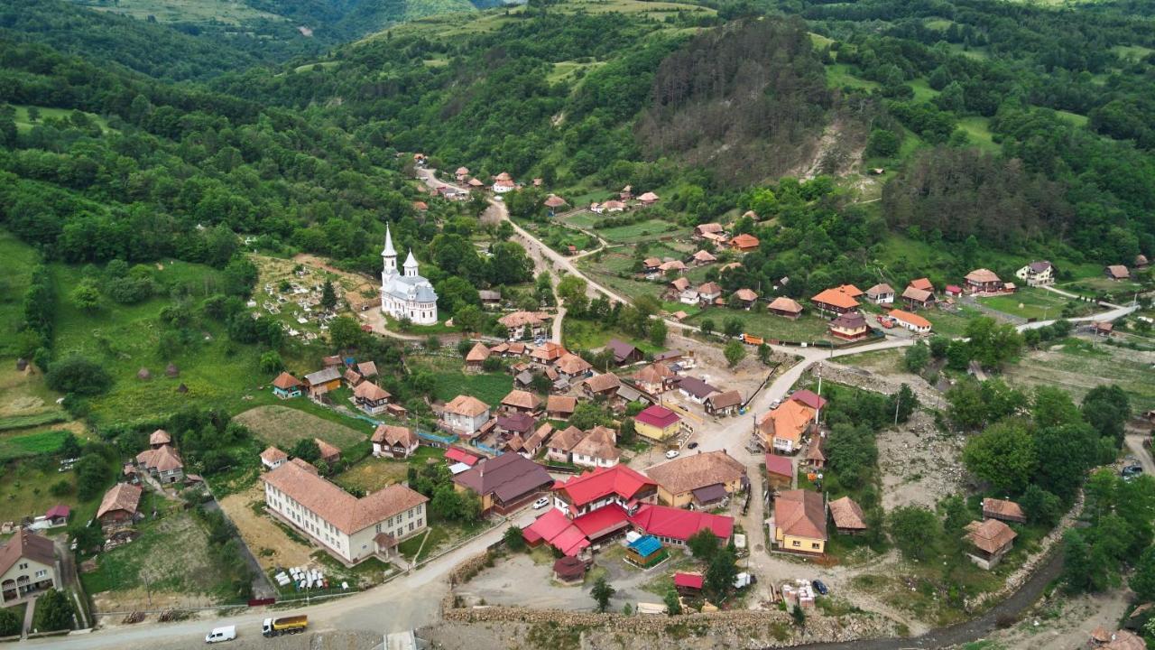 Pensiunea Colt Alb Ocolis Exteriér fotografie